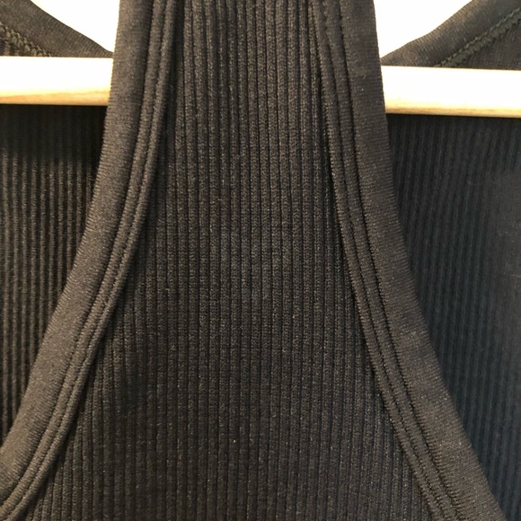 Small TNA black workout top - Picture 4 of 5